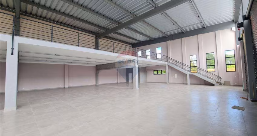 Galpão de 960m² para locação R$28.000,00