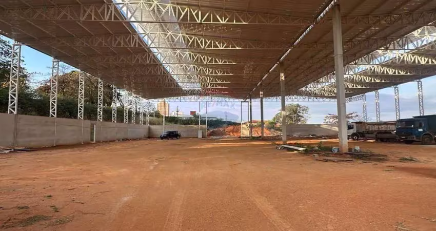 Galpão para fins comerciais na cidade de mogi mirim
