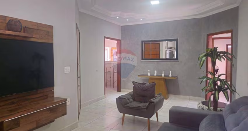 Vende-se Casa  210 m²  -  Mogi Guaçu/SP