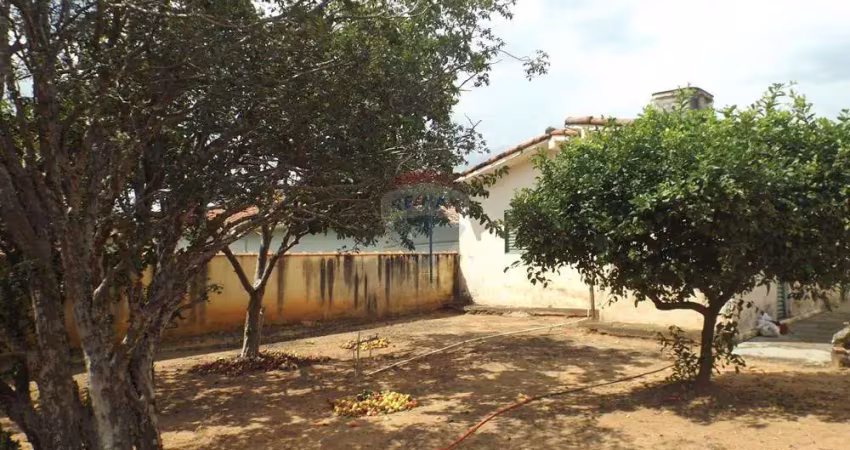 Casa com 4 quartos à venda na Rua Allan Kardec, 230, Vila Ilze, Itapira