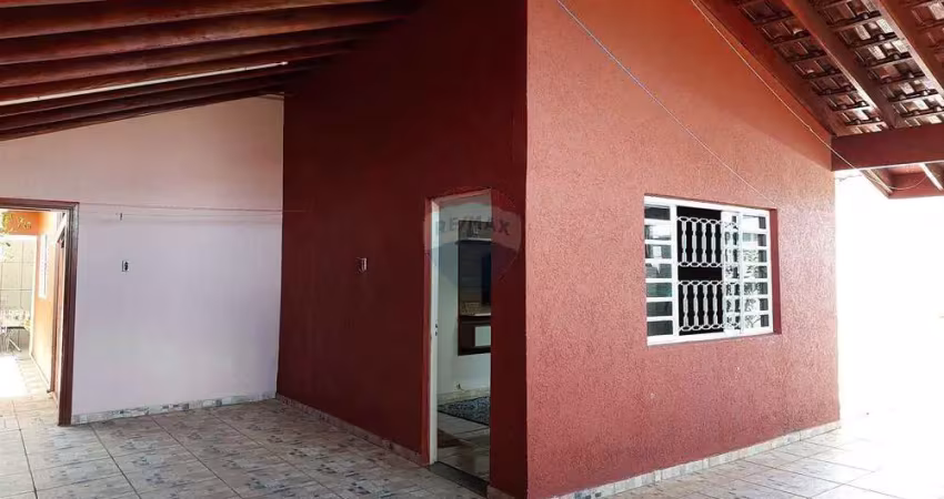 Casa à venda em Mogi Guaçu - Jardim Chaparral - 3 quartos (1 suíte)