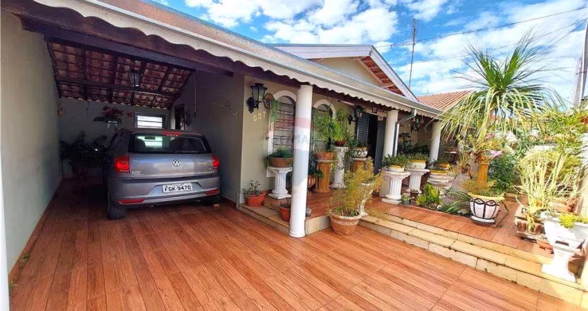 Casa Familiar com Edícula e Área de Churrasco - Jardim Maria Bonati BordignonMogi Mirim - SP