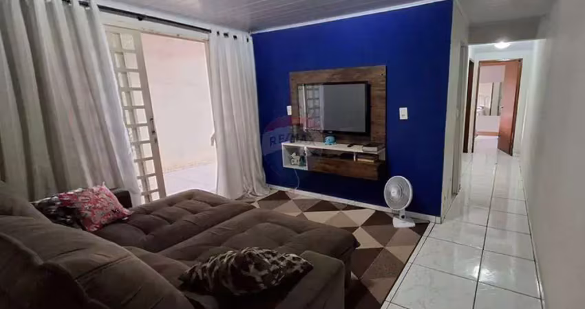 Charmosa Casa à Venda em Mogi Mirim - Oportunidade!