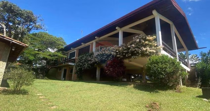 Casa Sobrado Veraneio, á venda 2.200 M² por R$ 1.700.000,00 - Bela Vista -Águas de Lindóia/SP
