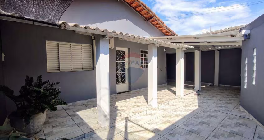 Casa a venda com 3 quartos, 1 banheiro + edícula - Jd. Novo II Mogi Guaçu/SP