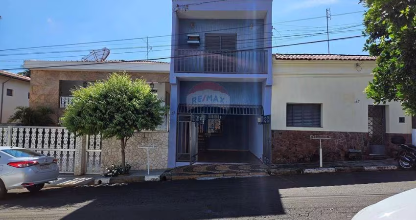 'Charmoso Sobrado na Vila Pereira à Venda!'