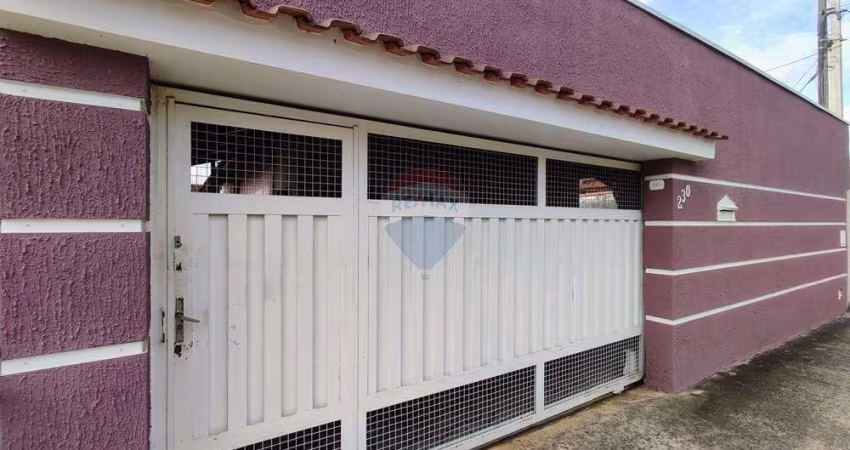 Casa com 2 dormitórios, a venda no Jardim Planalto em Jaguariúna por R$ 445.000,00