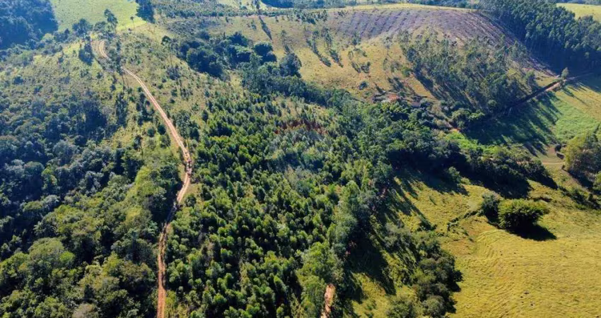 Sítio a venda em socorro s.p. com 199.380 metros quadrados de área total ; com uma casa com 2 quartos ,1 banheiro e 01 cozinha