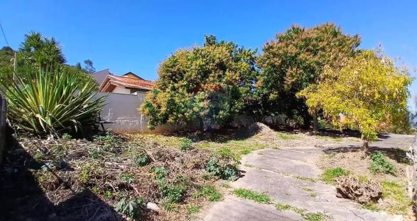 Terreno de 465 m2 no jardim meridien em águas de lindóia, murado com portão