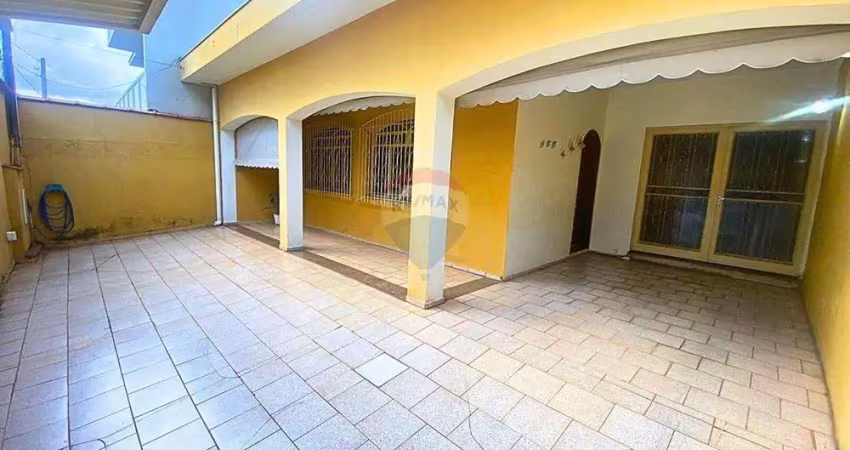 Casa com 3 dormitórios e suíte à venda, 250 m² por r$ 450.000 - prados - itapira/sp