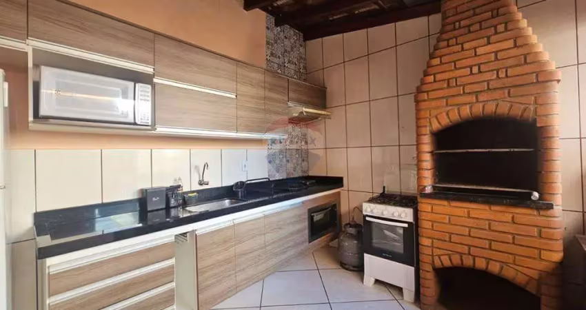 Casa a venda no jardim ipê amarelo com 3 quartos e área gourmet