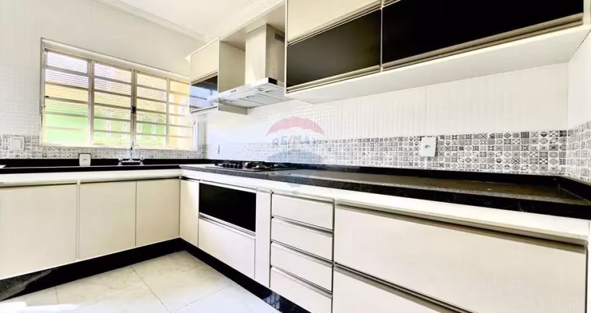 Casa para alugar em mogi mirim - tucura - at: 300 m² / ac: 161 m² - 3 quartos (1 suíte) - r$ 3.200,00/mês.