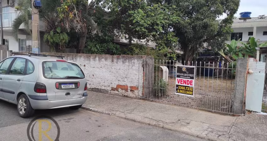 Terreno á 100m da Av. Palestina