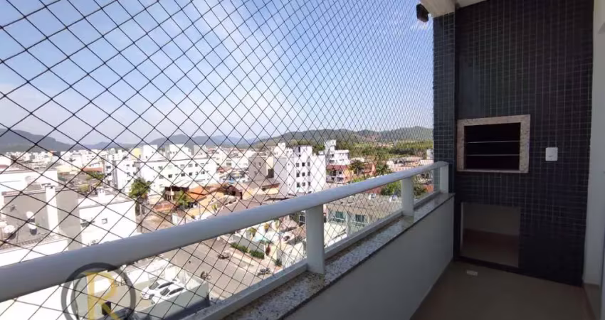 Apartamento com 2 dormitórios e 1 vaga em andar alto com vista e sacada com churrasqueira