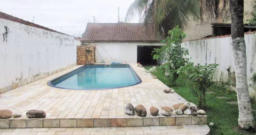 Sobrado com 4 quartos na Mirim - Praia Grande/SP