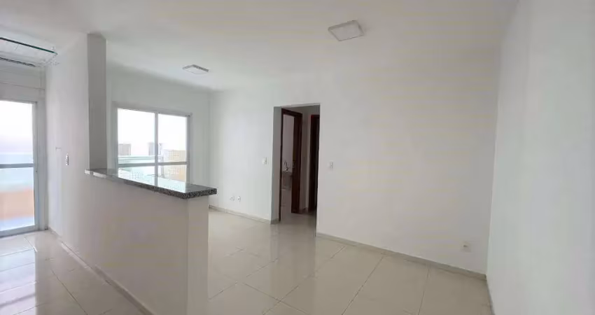 Apartamento com 2 quartos na guilhermina praia grande/sp
