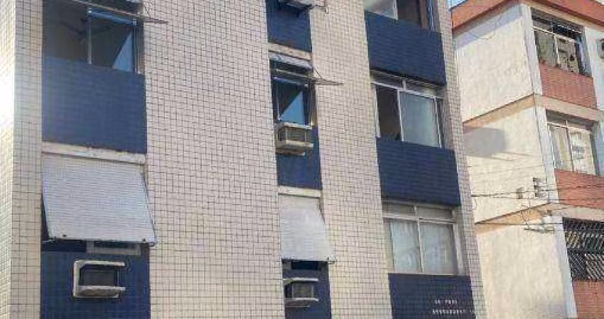 Apartamento com sala super espaçosa e 2 dormitórios a venda em Santos