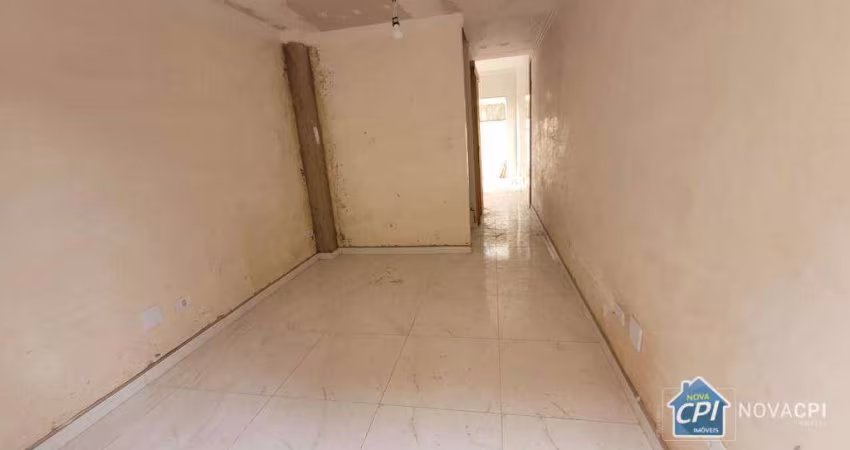 Casa em condomínio com área extera e 2 quartos no Tude Bastos em Praia Grande