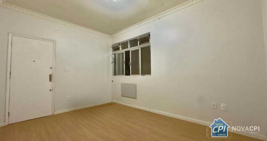 Excelente apartamento muito bem localizado no bairro do Gonzaga em Santos