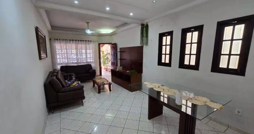 Sobrado com 3 quartos vila guilhermina em praia grande/sp
