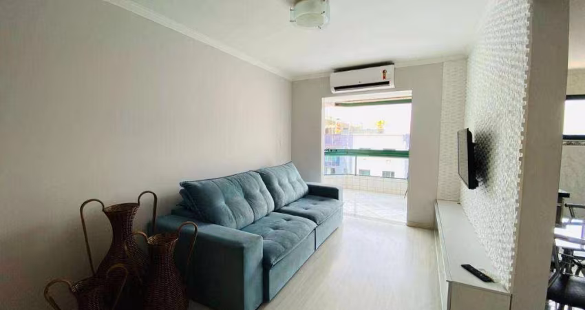 Apartamento com 2 Quartos para alugar no Canto do Forte em Praia Grande/SP