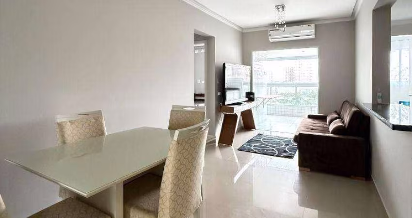 Apartamento com 2 Quartos Mobiliado 100 metros da praia no Caiçara