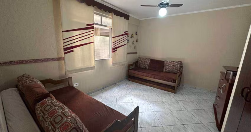 Kitnet Ampla e Bem Conservada no Canto do Forte com 36m² – Aceita Financiamento