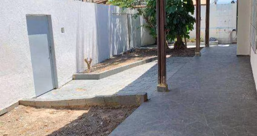 Casa com 2 Quartos Aviação na Praia Grande/SP