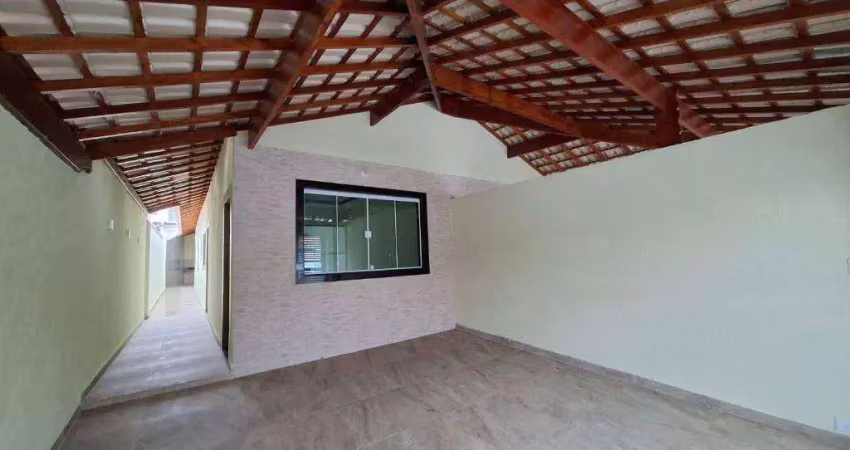Casa geminada com 2 quartos no maracanã em praia grande/sp