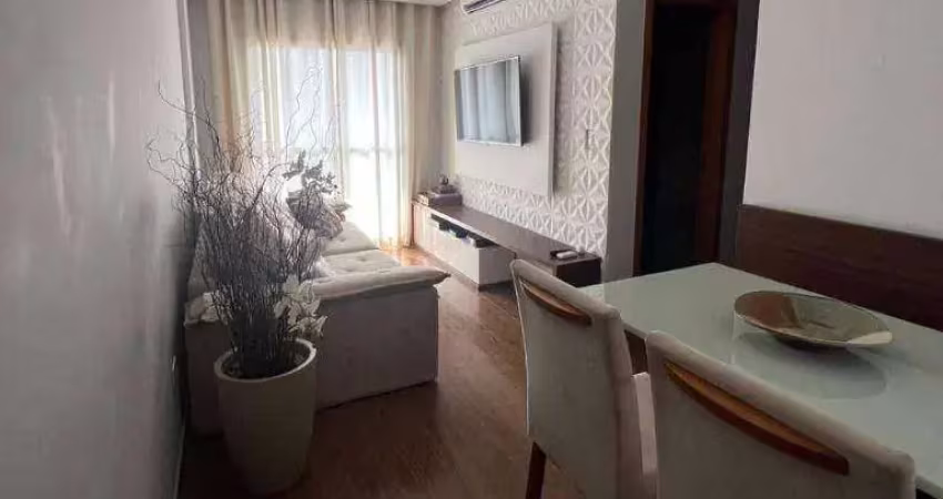 Apartamento com 2 quartos no canto do forte em praia grande/sp