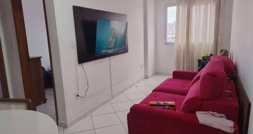Apartamento com 2 dormitórios , sendo 1 suíte, sala, cozinha, banheiro social, área de serviço, 1 vaga de garagem.