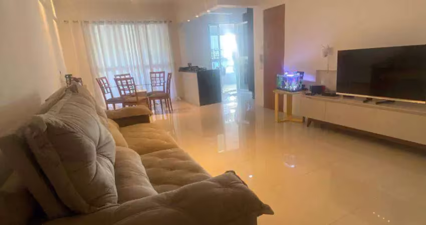 Apartamento 3 quartos mobiliado no canto do forte praia grande – sacada, lazer completo e financiamento