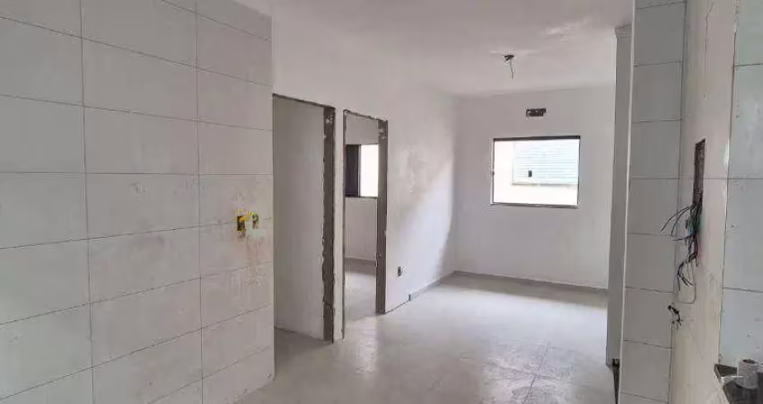 Casa em condomínio com 2 quartos na aviação em praia grande/sp