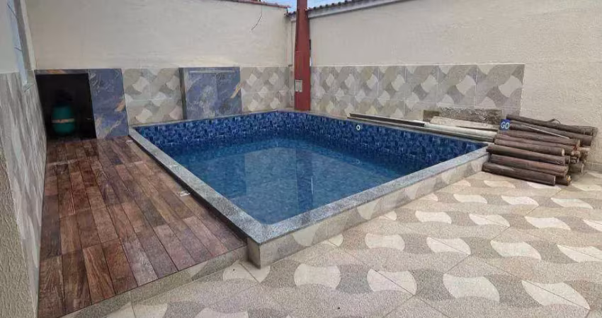 Casa isolada com piscina e churrasqueira à venda no caiçara – praia grande