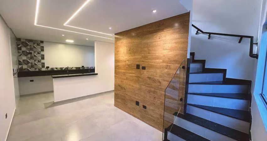 Sobrado novo à venda no ocian, praia grande/sp – 2 dormitórios, sacada e fino acabamento
