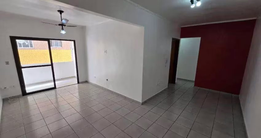 Apartamento para locação na guilhermina – 2 quartos 300 m da praia
