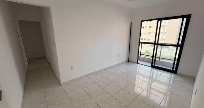 Apartamento com 2 quartos canto do forte em praia grande/sp
