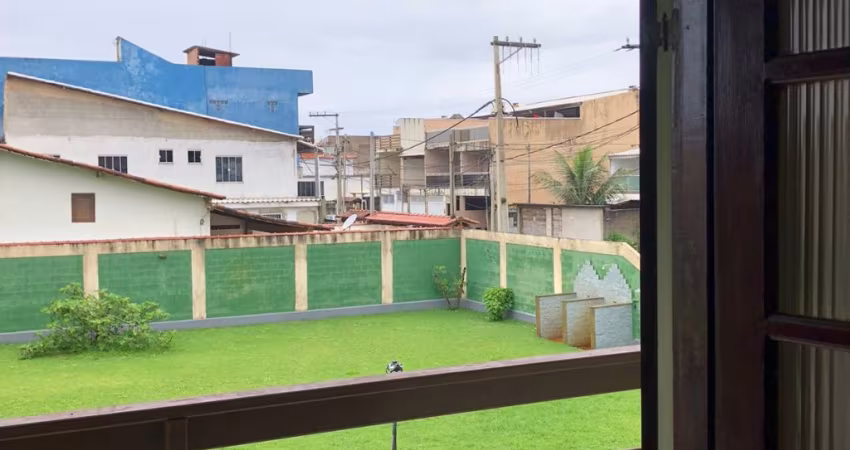 Casa Espaçosa e Aconchegante em Condomínio na Rua dos Badejos - Excelente Oportunidade!