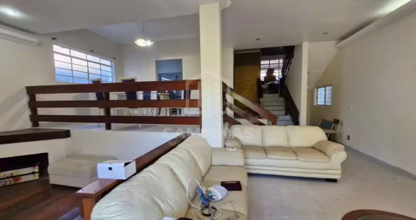 Casa com 4 quartos à venda no Parque São Quirino, Campinas 