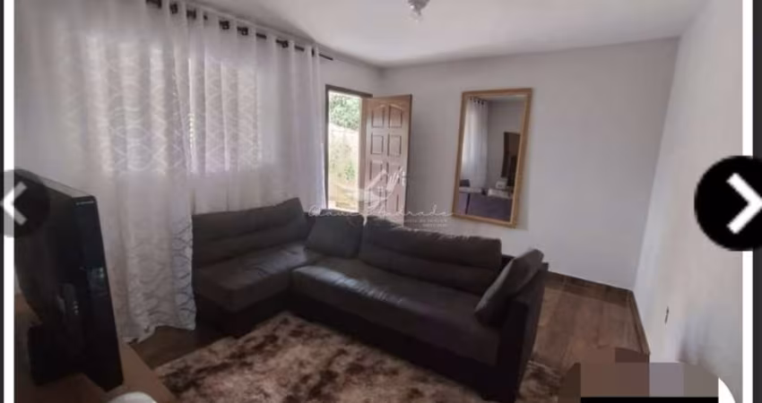 Casa à venda na cidade de Campo limpo Paulista/Sp - 2 quartos sendo1 suíte, 2 salas, 1 banheiro, 2 vagas de garagem - Oportunidade única!