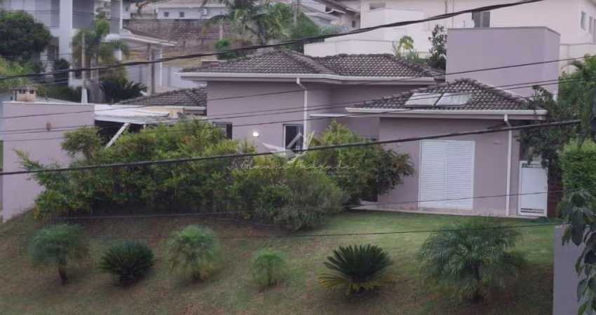 Casa de luxo em condomínio Residencial Itatiba Country Club: 3 quartos, suíte, área gourmet e segurança 24h!