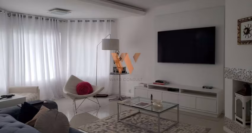 LINDA CASA com 273 m² para  ALUGUEL ANUAL em JURERÊ INTERNACIONAL