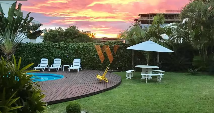 Lindíssima casa com 651m² para aluguel anual - em jurerê internacional – florianópolis/sc!