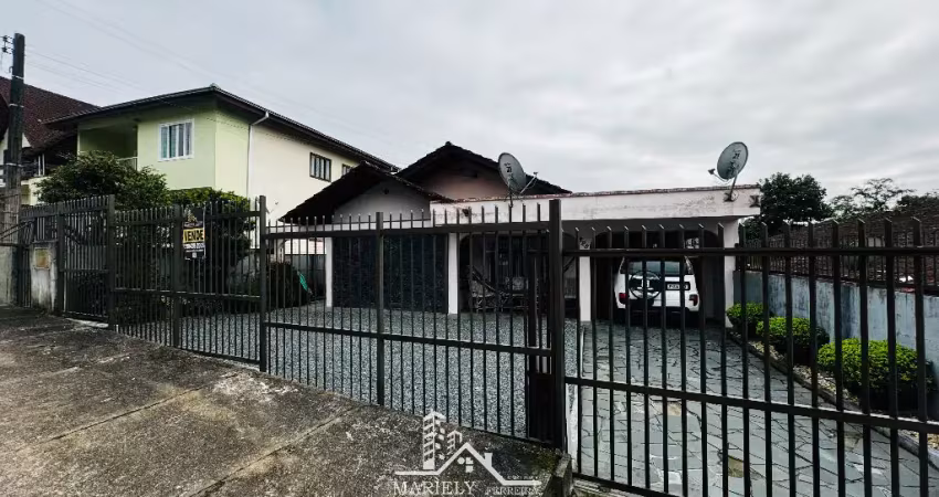Casa com 4 quartos à venda no Floresta, Joinville 