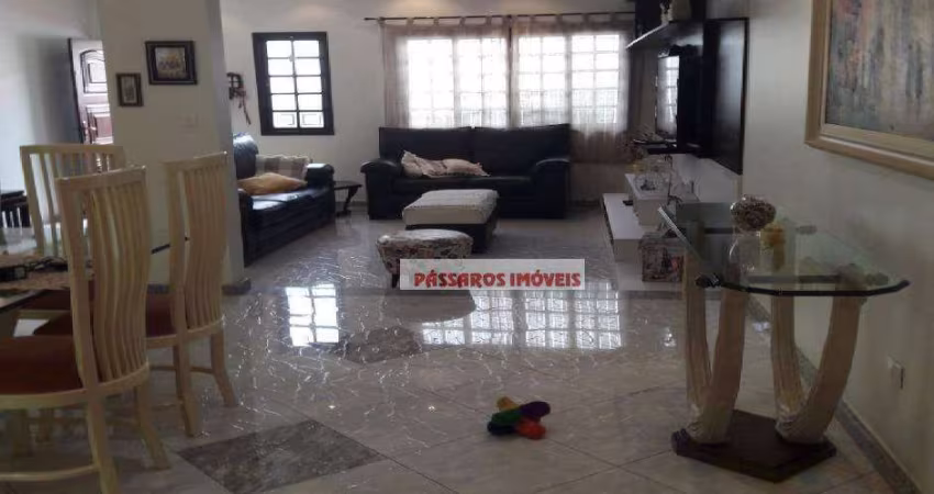 Sobrado com 3 dormitórios à venda, 212 m² por R$ 790.000,00 - Nova Petrópolis - São Bernardo do Campo/SP