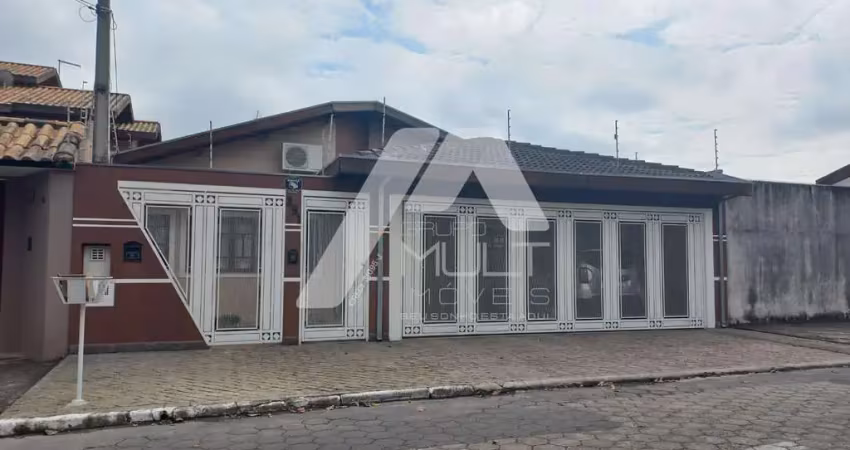 Casa com 1 quarto à venda no Jardim Santa Maria, Jacareí 