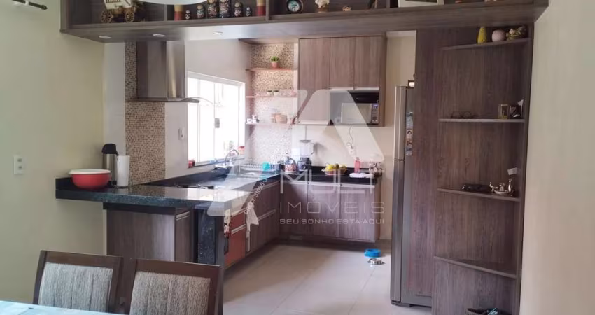 CASA 3 DORMITÓRIOS - JARDIM COLORADO - SÃO JOSÉ DOS CAMPOS SP - VENDA