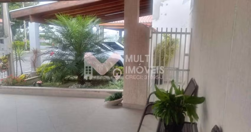 Ótima Casa em condomínio com 3 dormitórios, sendo uma suíte, Residencial Santa Paula - Jacareí - SP.