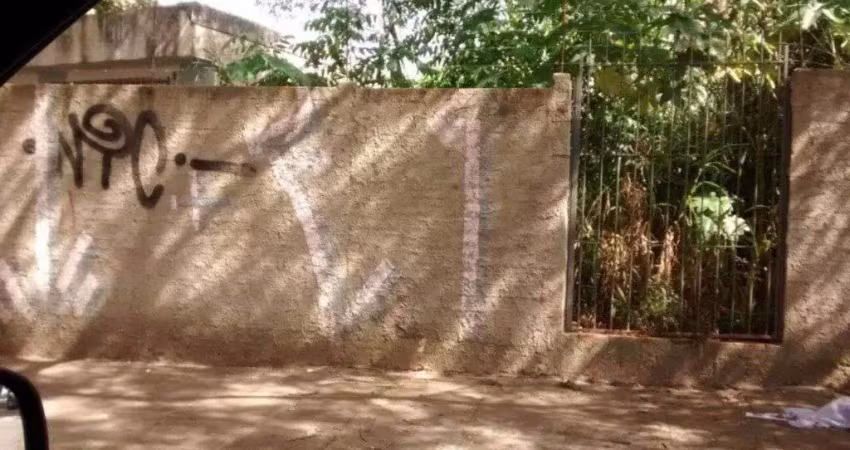 Terreno à venda na Rua Oscar Schneider, Medianeira, Porto Alegre