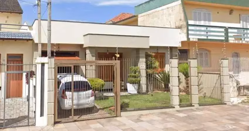 Casa com 4 quartos à venda na Rua Evaristo da Veiga, 71, Partenon, Porto Alegre